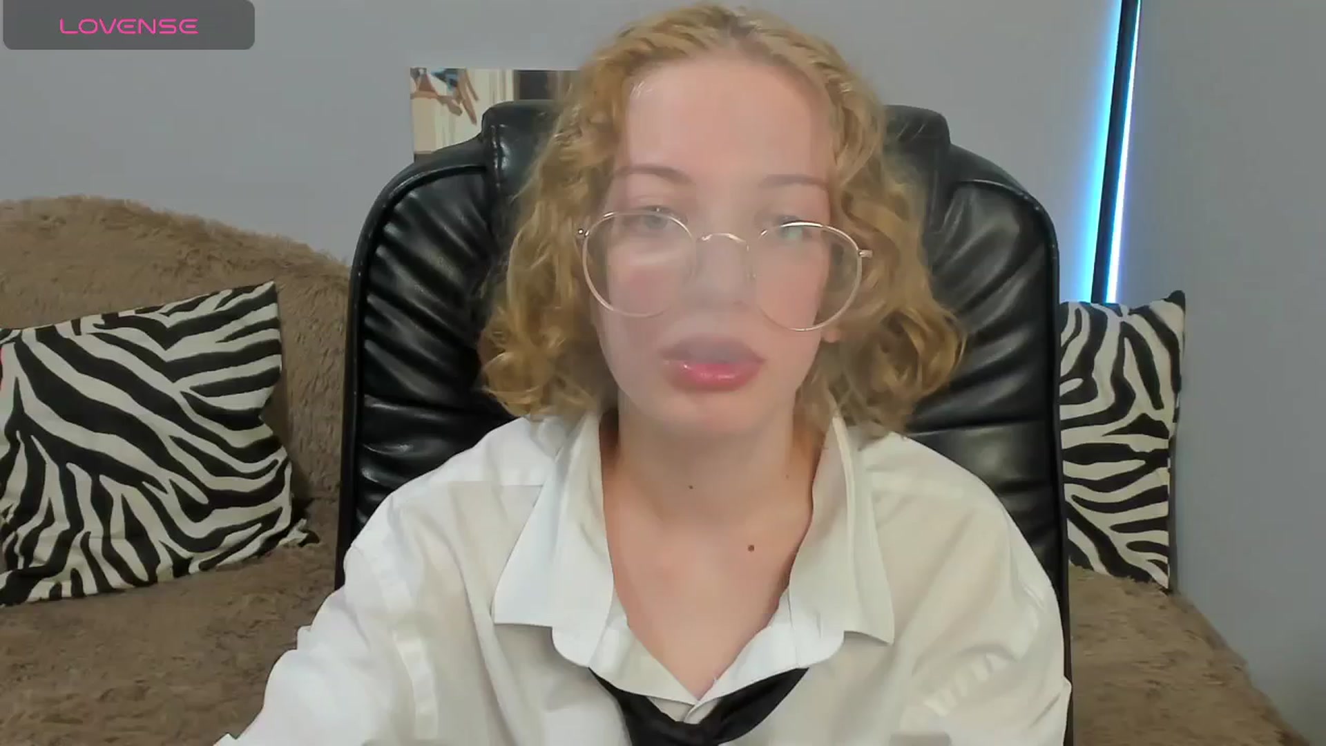 Gallery image thumbnail from InfernoMia's myfreecams stream on, 05/15/2025, 13:08 image 19 of 20