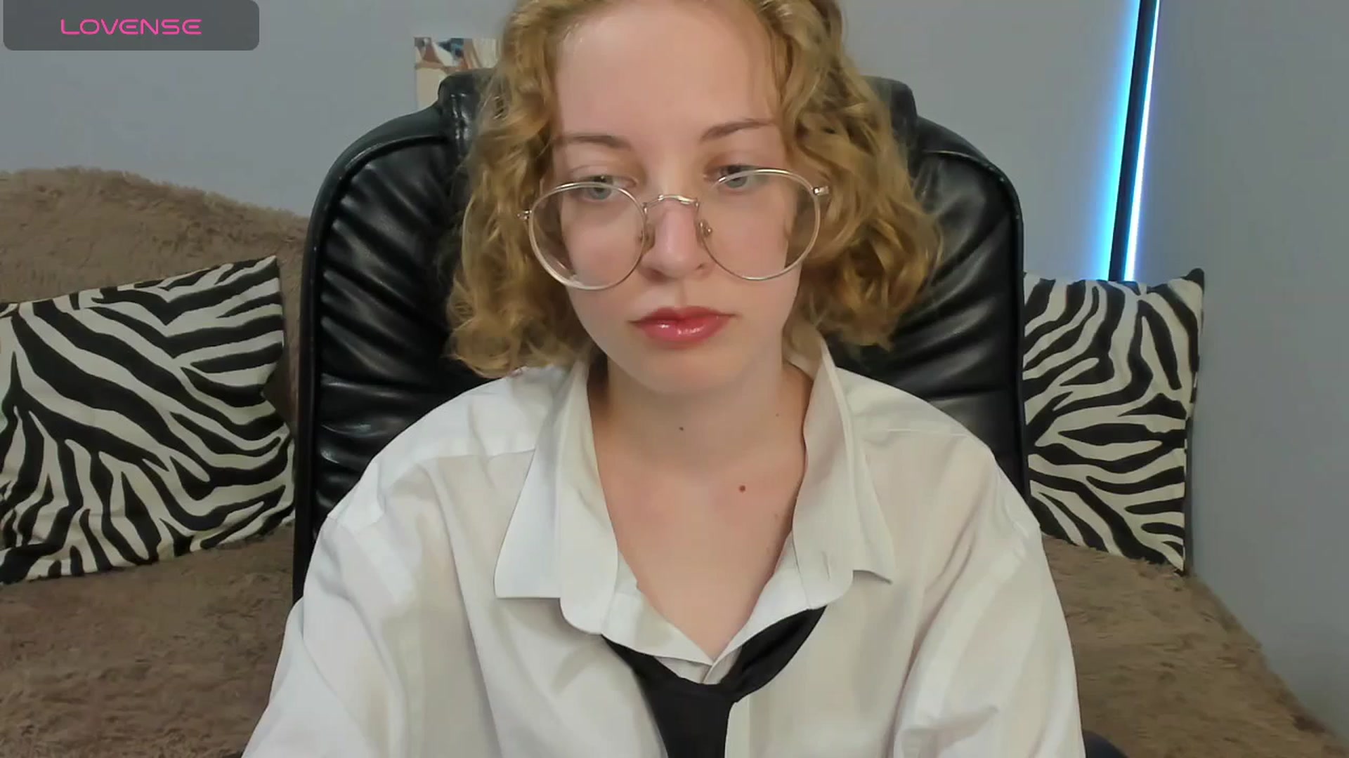 Gallery image thumbnail from InfernoMia's myfreecams stream on, 05/15/2025, 13:08 image 13 of 20
