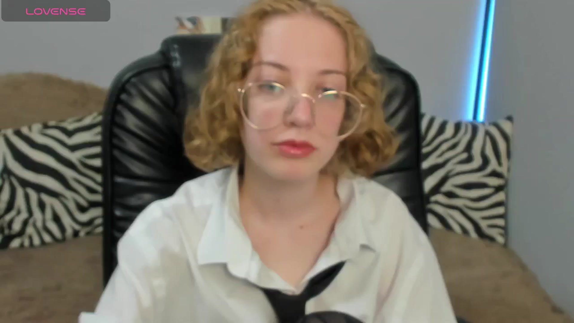 Gallery image thumbnail from InfernoMia's myfreecams stream on, 05/15/2025, 13:08 image 5 of 20