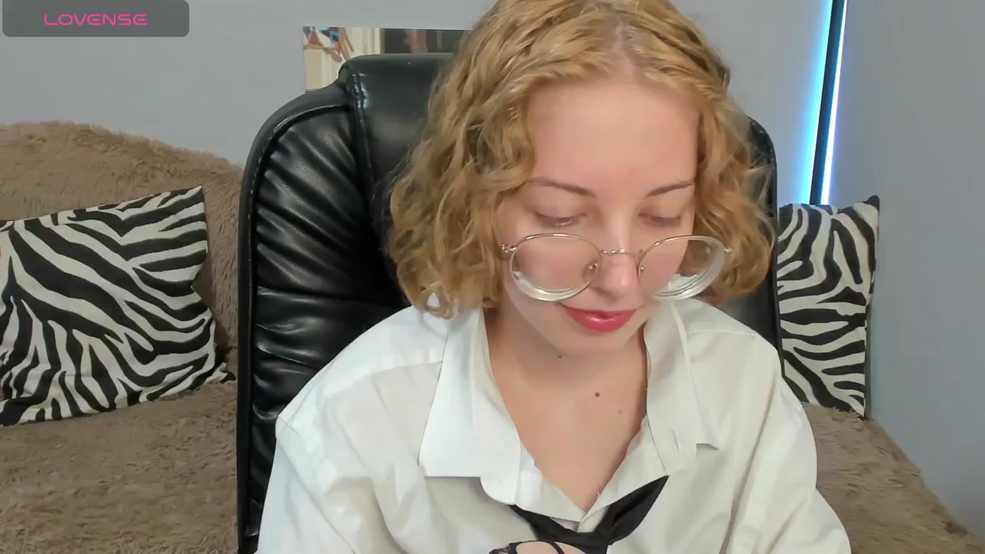 Gallery image thumbnail from InfernoMia's myfreecams stream on, 05/15/2025, 13:08 image 3 of 20
