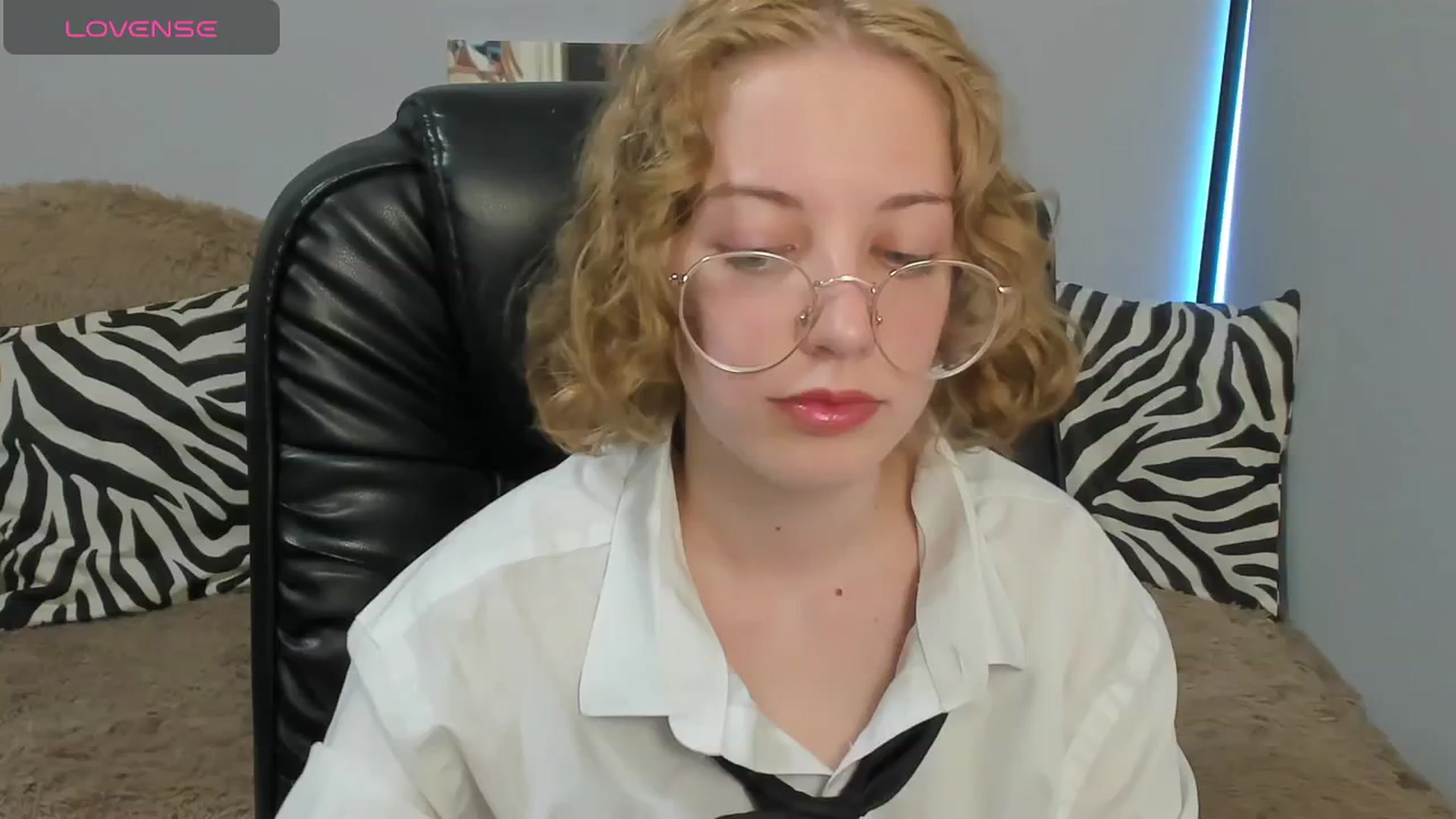 Gallery image thumbnail from InfernoMia's myfreecams stream on, 05/15/2025, 13:08 image 6 of 20