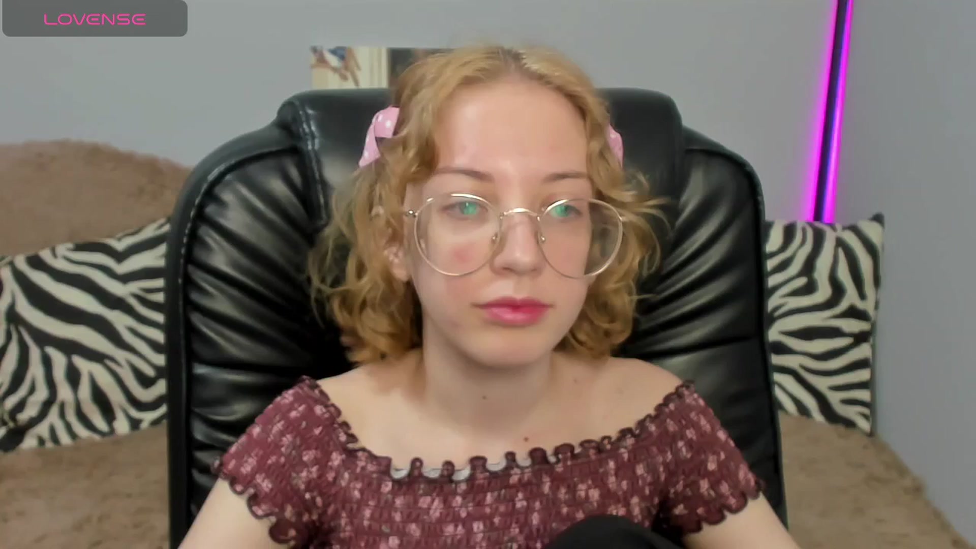 Gallery image thumbnail from InfernoMia's myfreecams stream on, 05/17/2025, 13:32 image 10 of 20