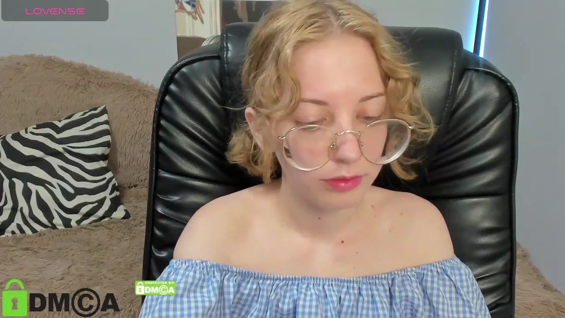 Gallery image thumbnail from InfernoMia's myfreecams stream on, 05/18/2025, 13:48 image 3 of 20