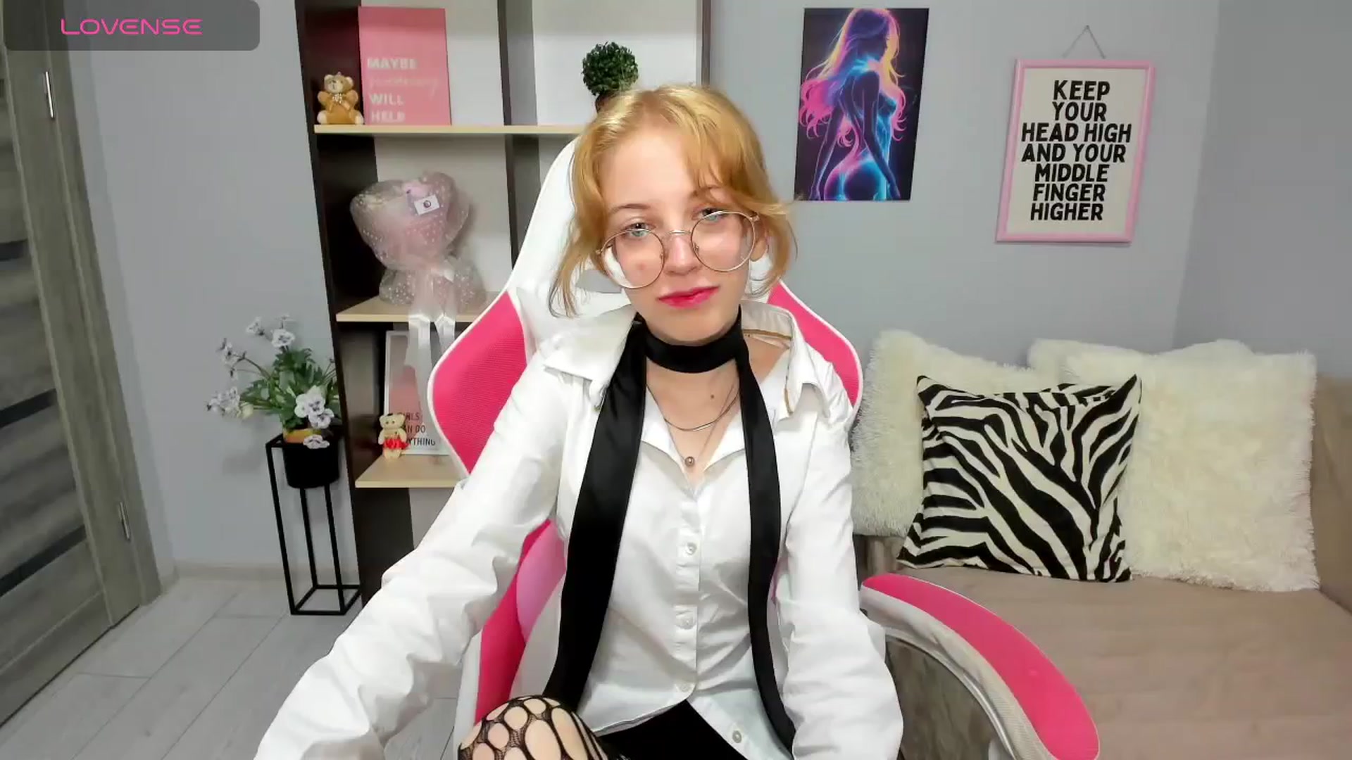 Gallery image thumbnail from InfernoMia's myfreecams stream on, 06/15/2025, 13:06 image 8 of 20
