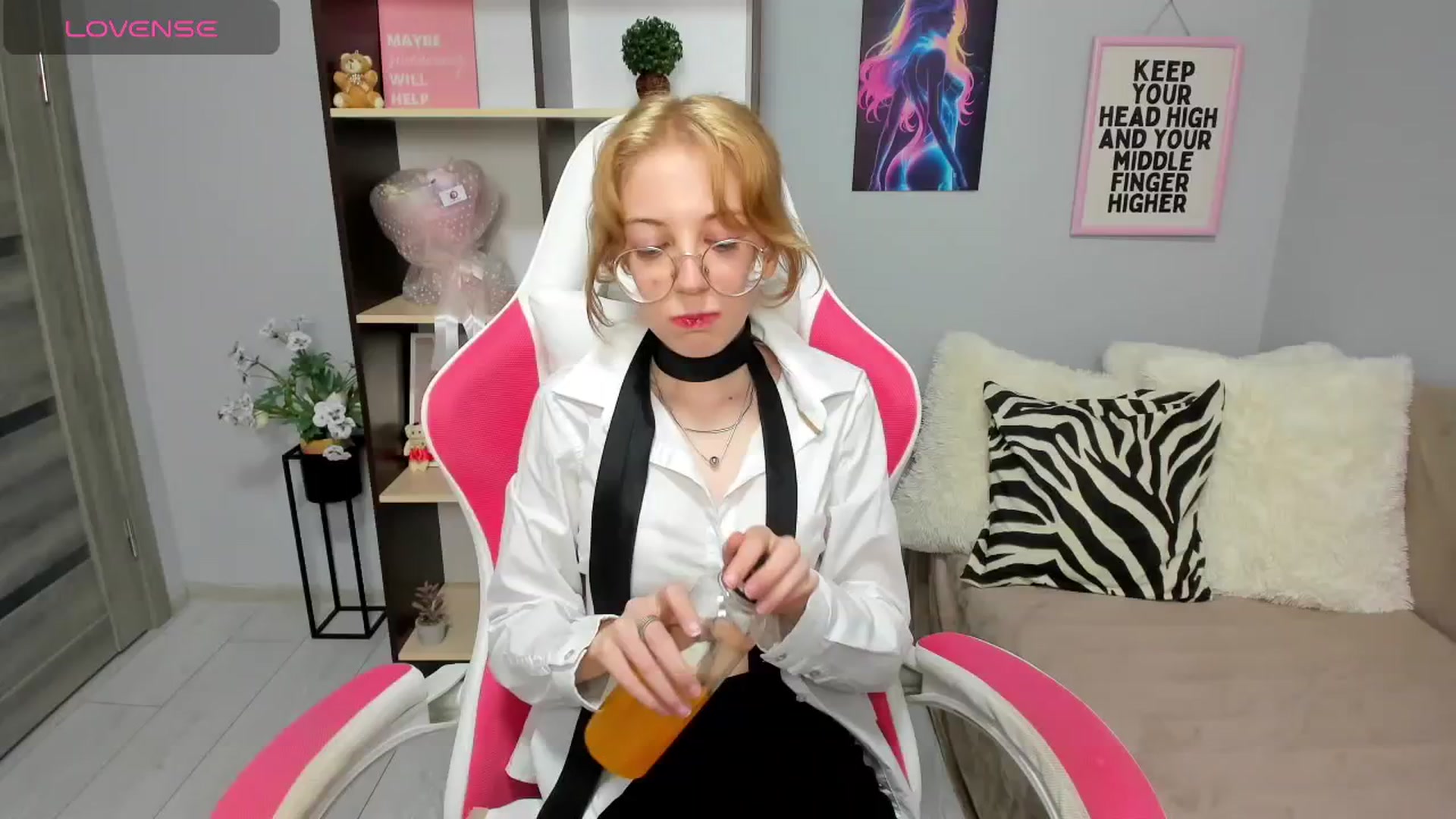Gallery image thumbnail from InfernoMia's myfreecams stream on, 06/15/2025, 14:10 image 20 of 20