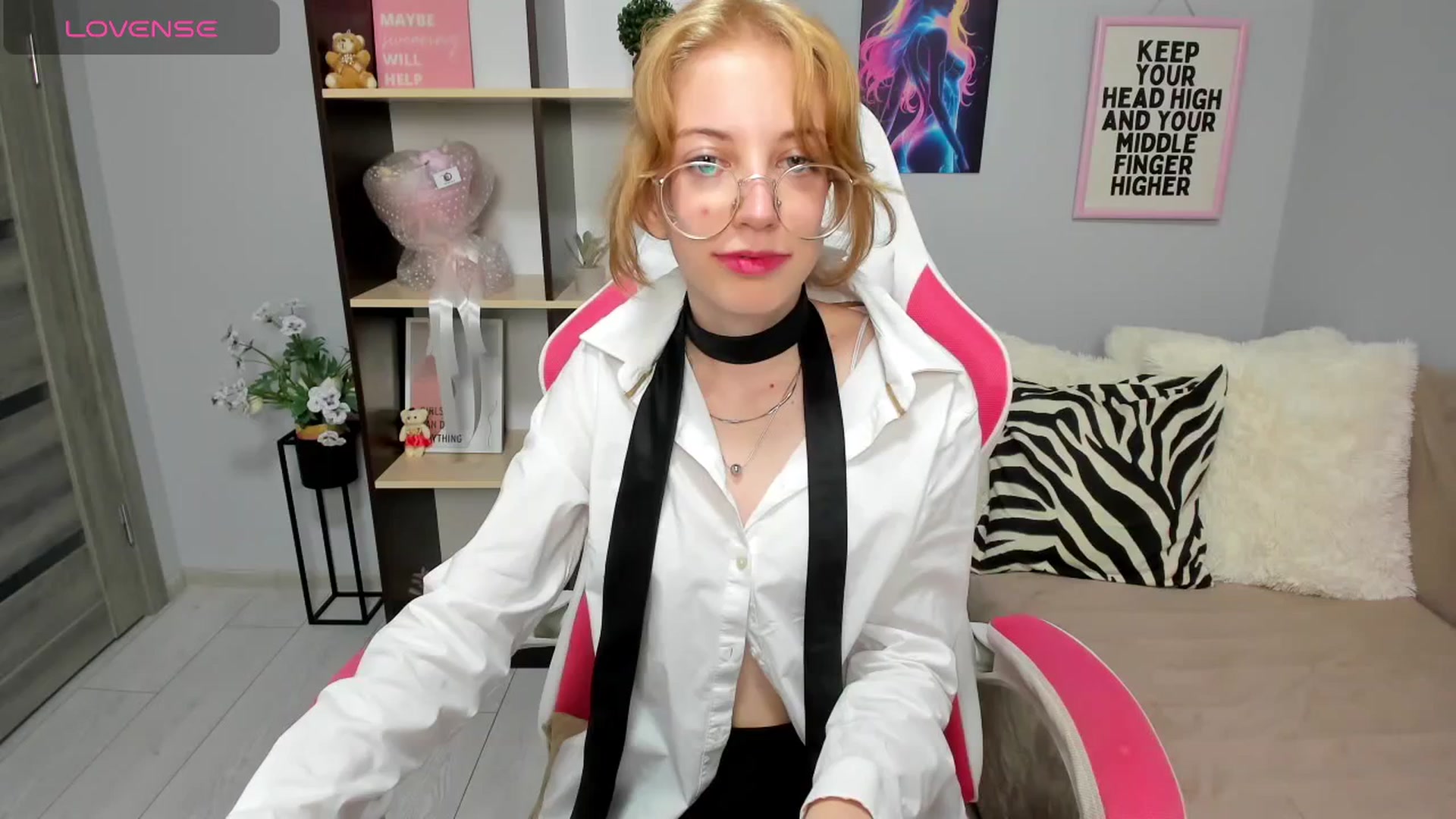 Gallery image thumbnail from InfernoMia's myfreecams stream on, 06/15/2025, 17:12 image 19 of 20