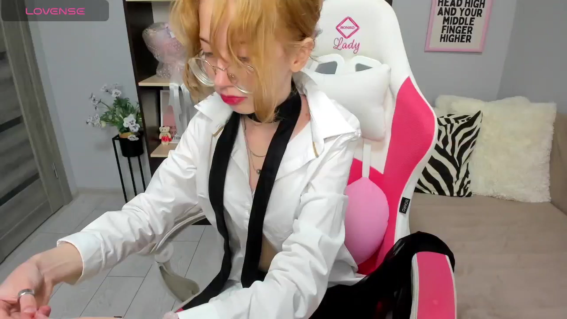 Gallery image thumbnail from InfernoMia's myfreecams stream on, 06/15/2025, 17:12 image 2 of 20