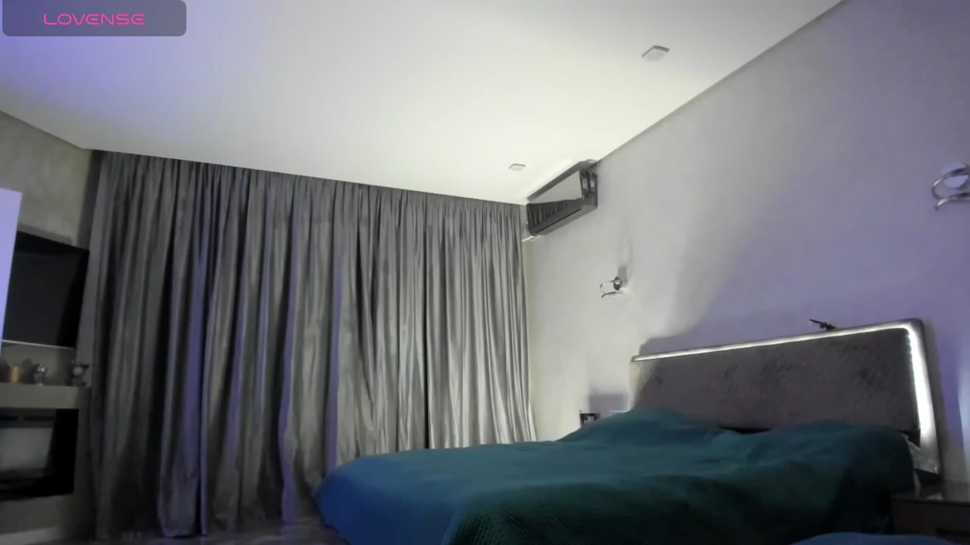 Gallery image thumbnail from InfinityK_'s myfreecams stream on, 02/18/2024, 22:23 image 15 of 20