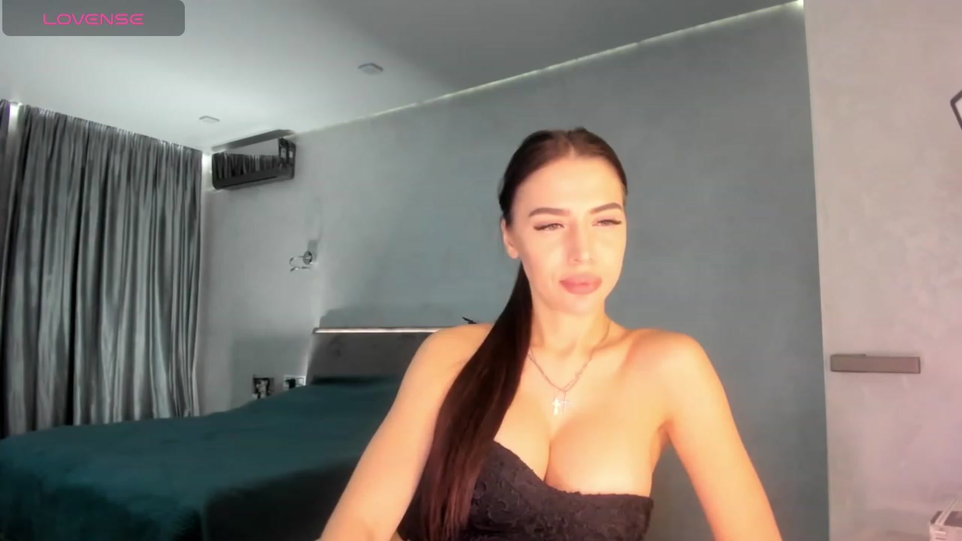 Gallery image thumbnail from InfinityK_'s myfreecams stream on, 02/20/2024, 21:12 image 15 of 20