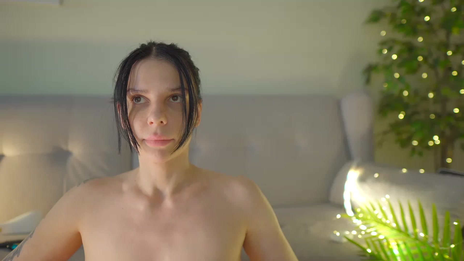 Gallery image thumbnail from InfinityTease's myfreecams stream on, 06/01/2023, 06:22 image 8 of 20