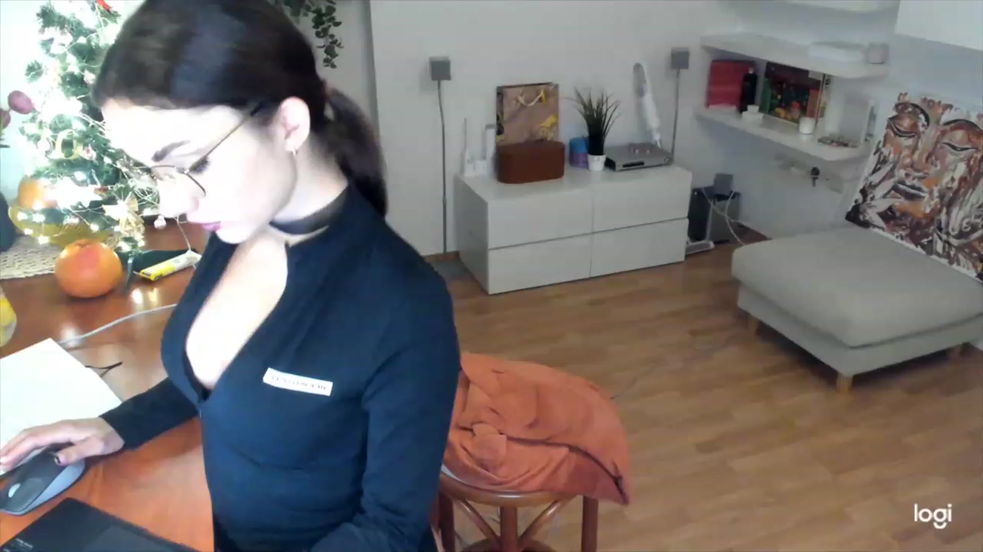 Gallery image thumbnail from Infinity_XX's myfreecams stream on, 12/29/2022, 23:04 image 1 of 20