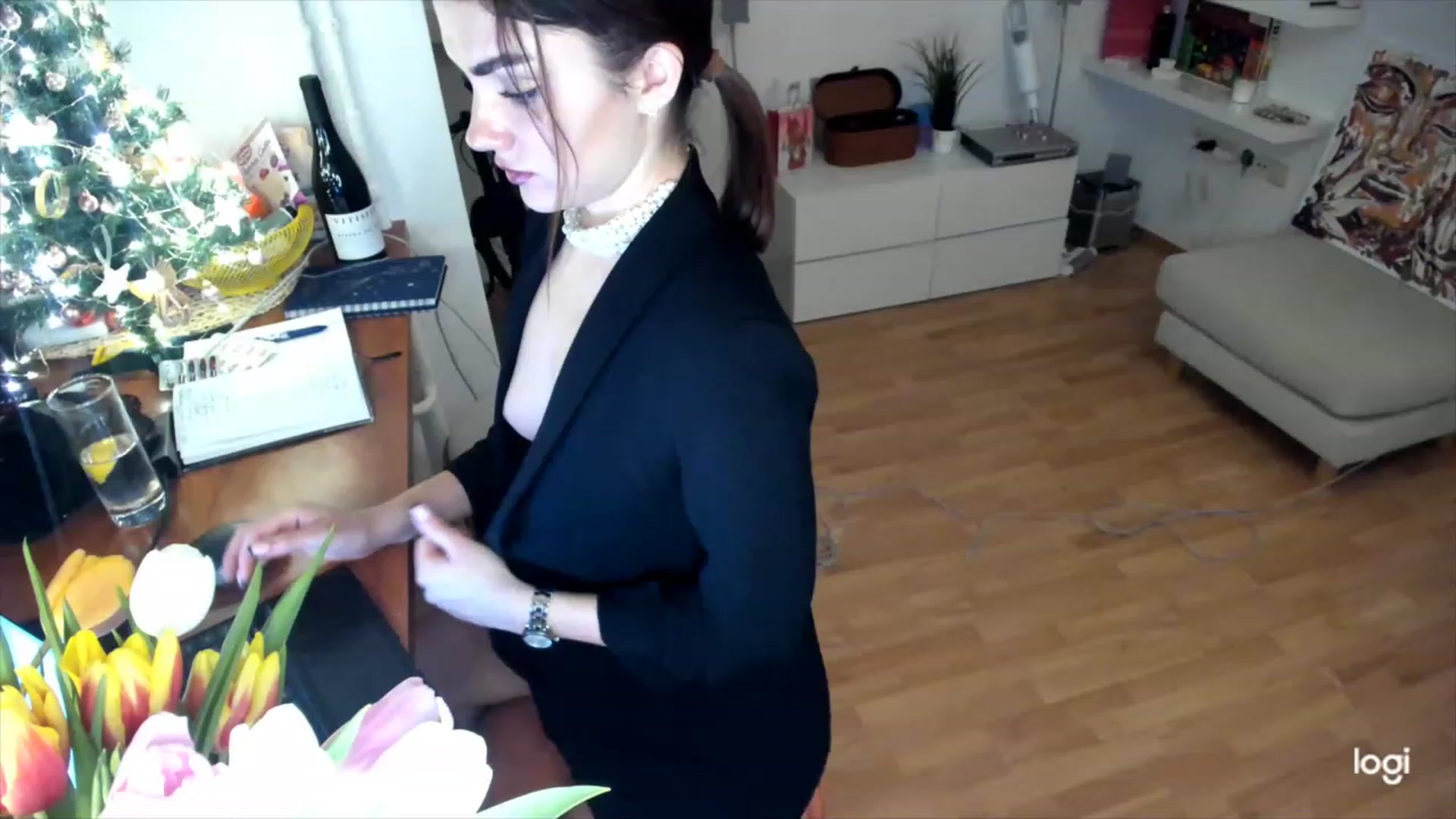 Gallery image thumbnail from Infinity_XX's myfreecams stream on, 01/15/2023, 22:14 image 17 of 20