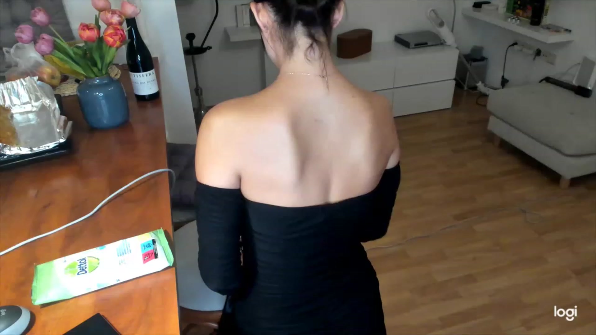 Gallery image thumbnail from Infinity_XX's myfreecams stream on, 03/25/2023, 19:54 image 5 of 20