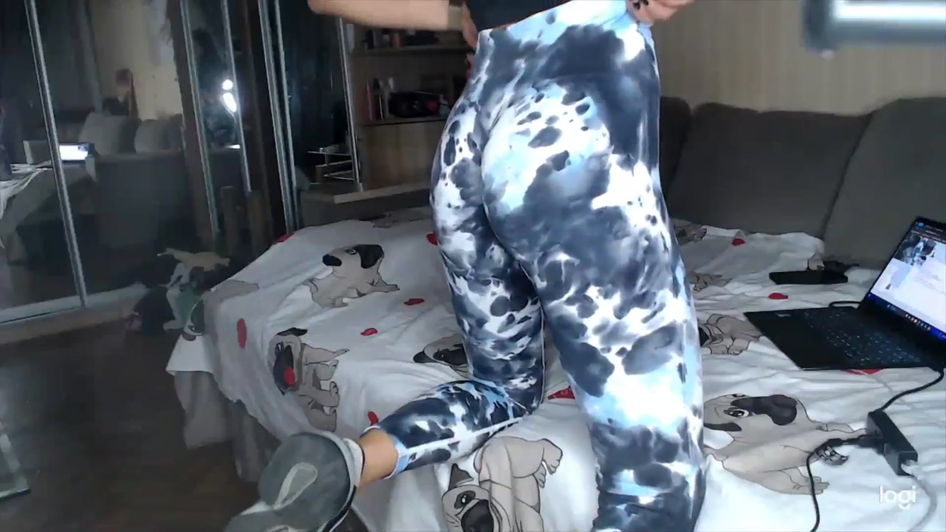 Gallery image thumbnail from Infinity_XX's myfreecams stream on, 09/23/2023, 17:48 image 10 of 20