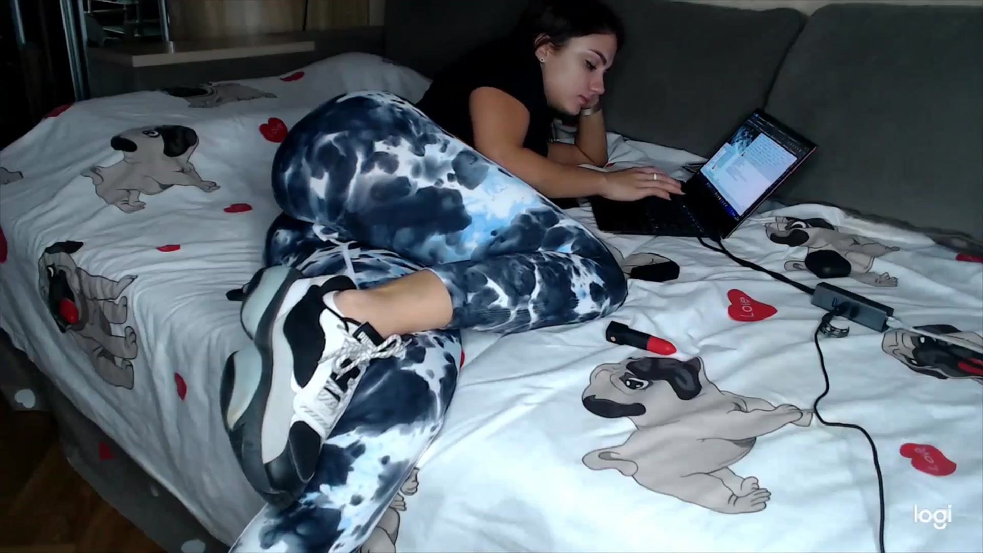 Gallery image thumbnail from Infinity_XX's myfreecams stream on, 09/23/2023, 20:38 image 15 of 20
