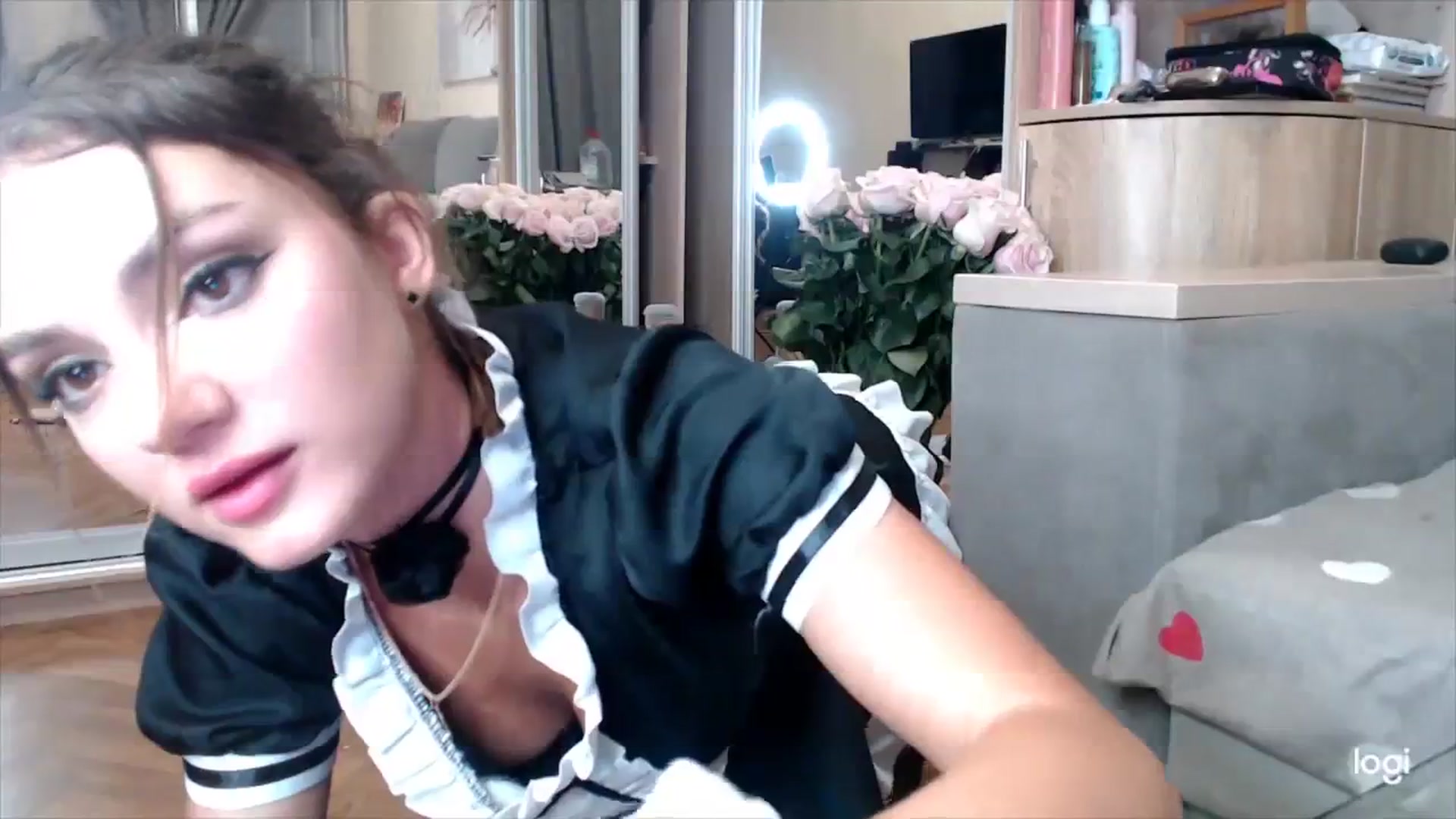 Gallery image thumbnail from Infinity_XX's myfreecams stream on, 09/25/2023, 19:38 image 13 of 20
