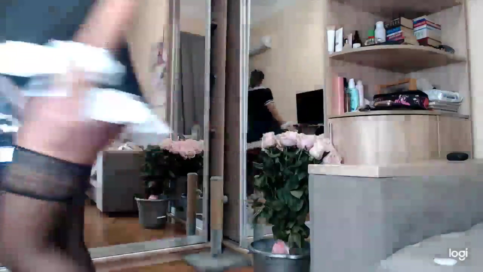 Gallery image thumbnail from Infinity_XX's myfreecams stream on, 09/25/2023, 19:38 image 7 of 20