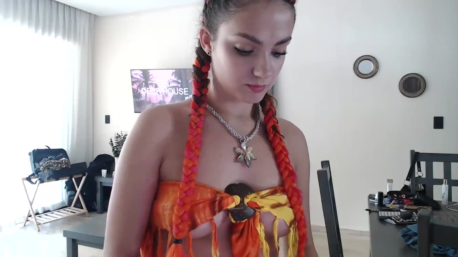 Gallery image thumbnail from Infinity_XX's myfreecams stream on, 03/12/2024, 17:22 image 17 of 20