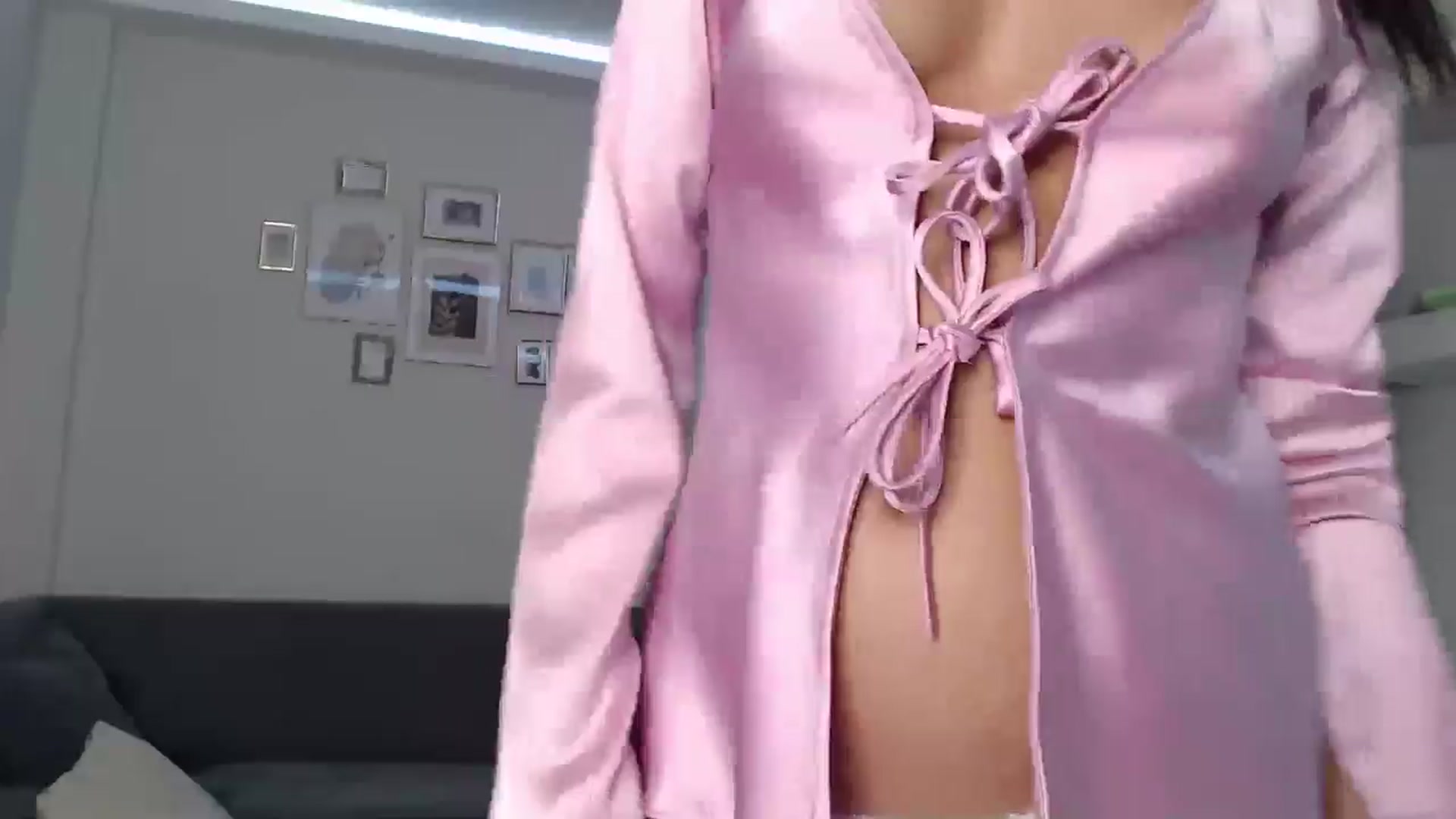 Gallery image thumbnail from Infinity_XX's myfreecams stream on, 05/20/2024, 21:45 image 9 of 20