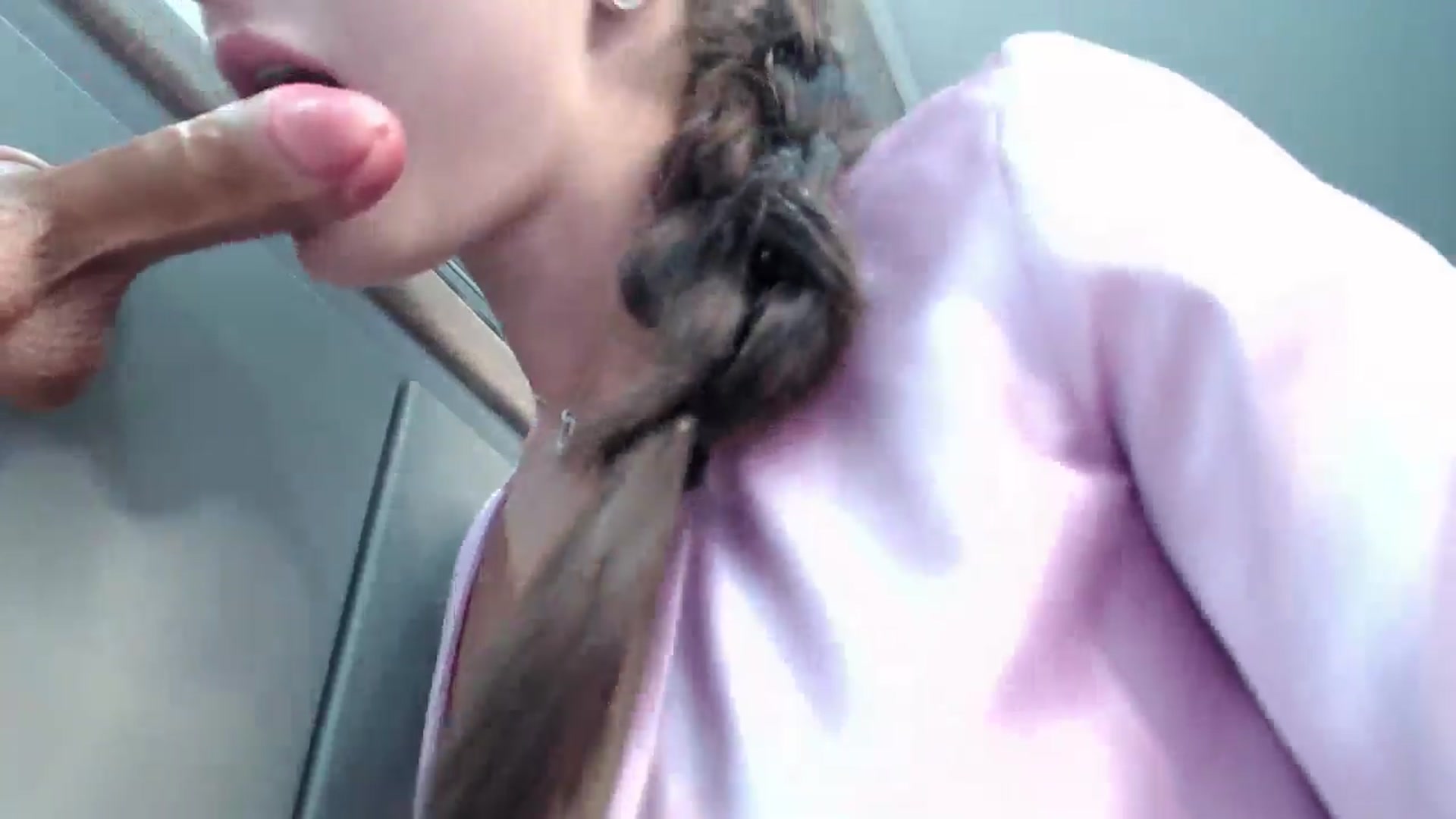 Gallery image thumbnail from Infinity_XX's myfreecams stream on, 05/22/2024, 18:58 image 12 of 20