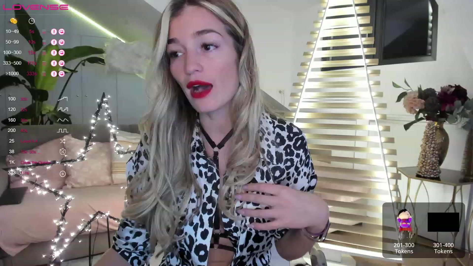 Gallery image thumbnail from Ingrid_honey's myfreecams stream on, 12/17/2022, 01:45 image 10 of 20