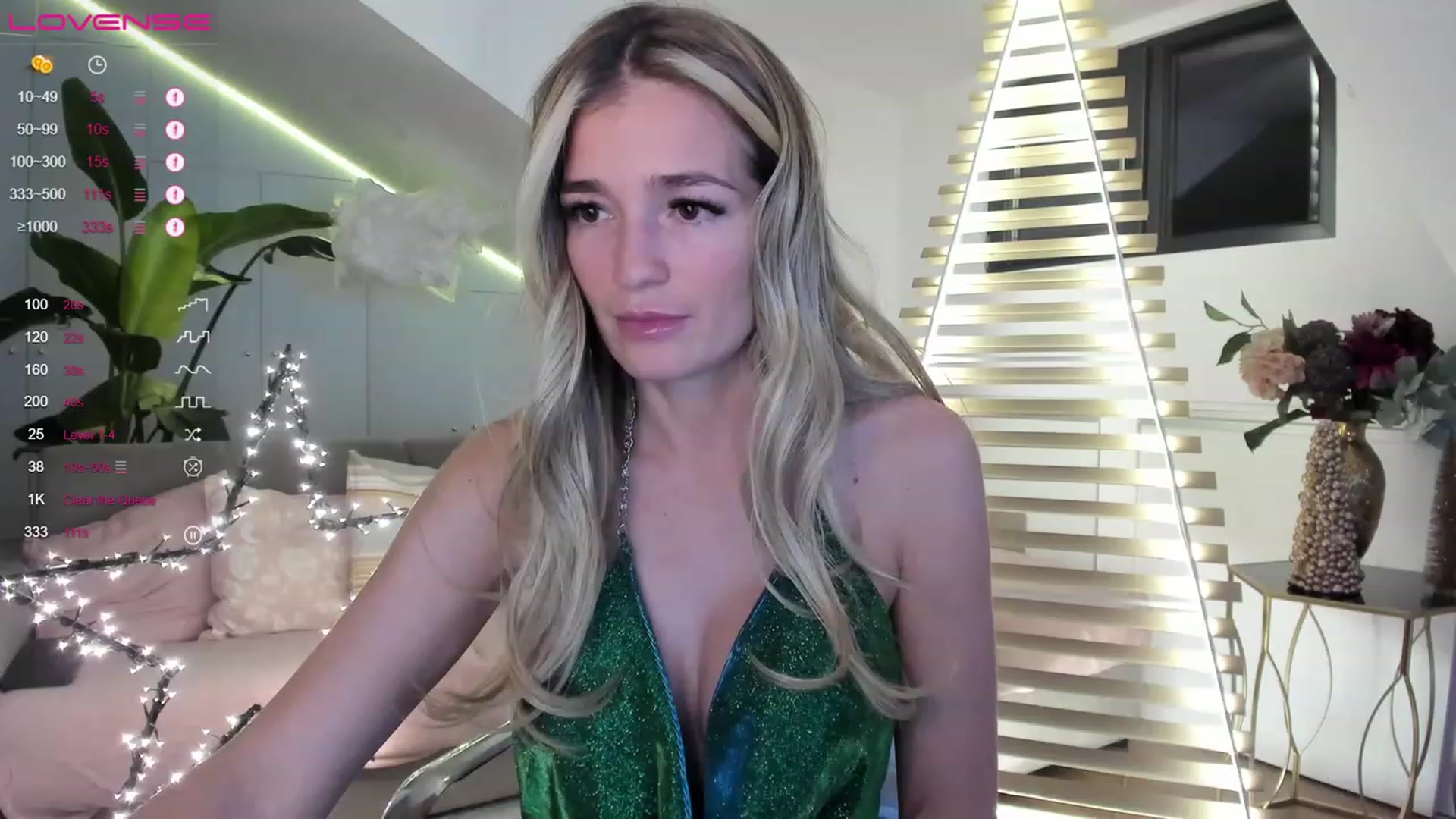 Gallery image thumbnail from Ingrid_honey's myfreecams stream on, 12/18/2022, 24:03 image 13 of 20