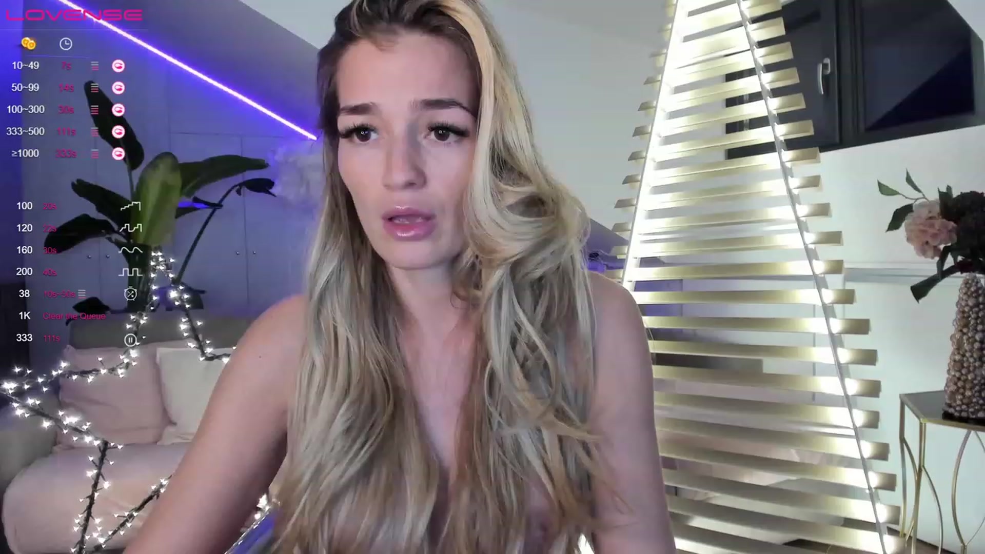 Gallery image thumbnail from Ingrid_honey's myfreecams stream on, 12/23/2022, 02:54 image 8 of 20