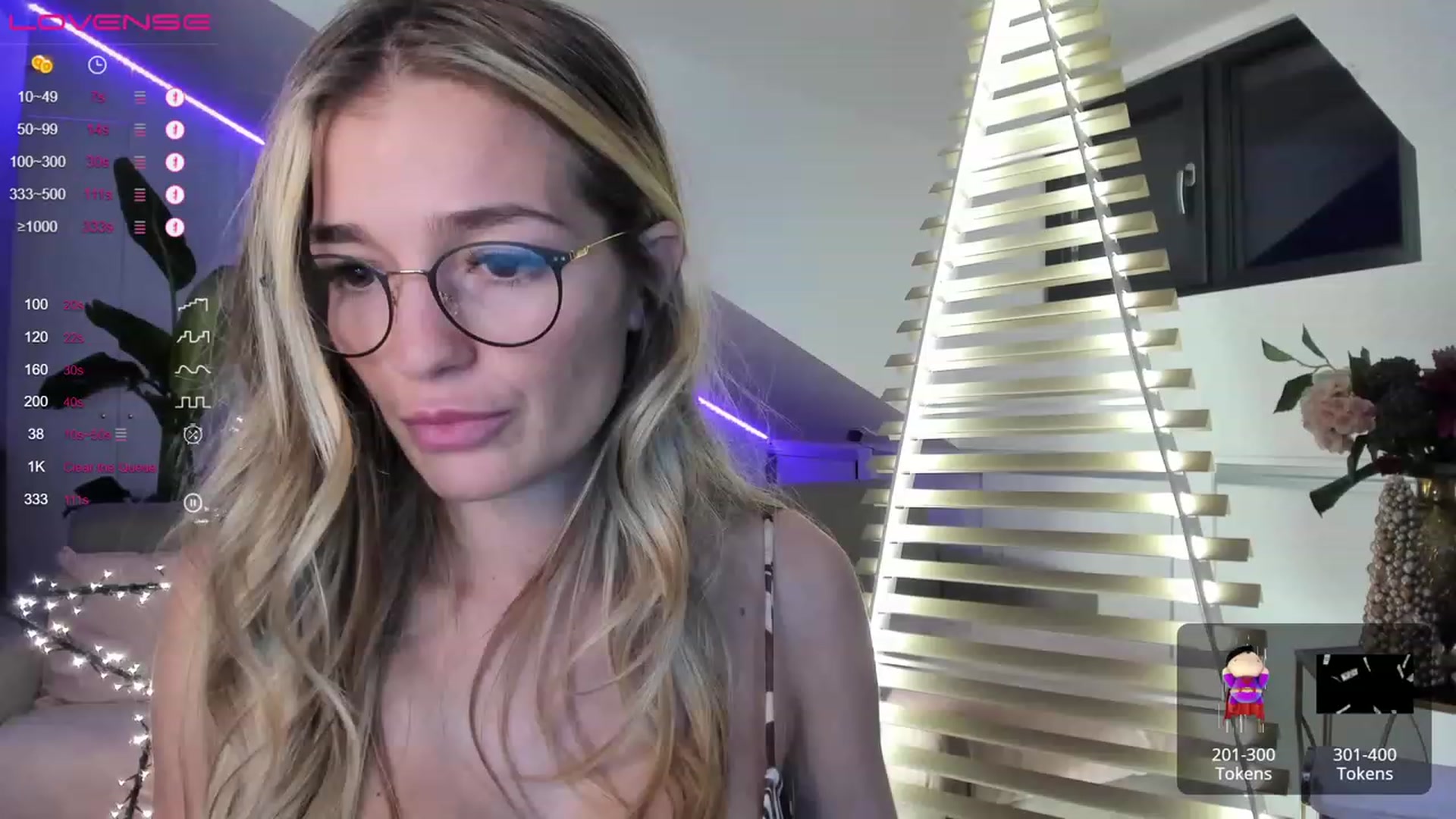 Gallery image thumbnail from Ingrid_honey's myfreecams stream on, 12/24/2022, 03:26 image 7 of 20