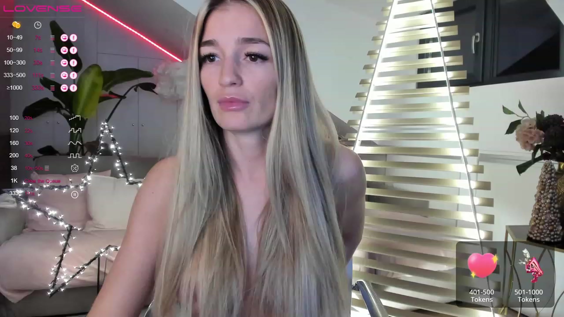 Gallery image thumbnail from Ingrid_honey's myfreecams stream on, 12/25/2022, 04:22 image 13 of 20
