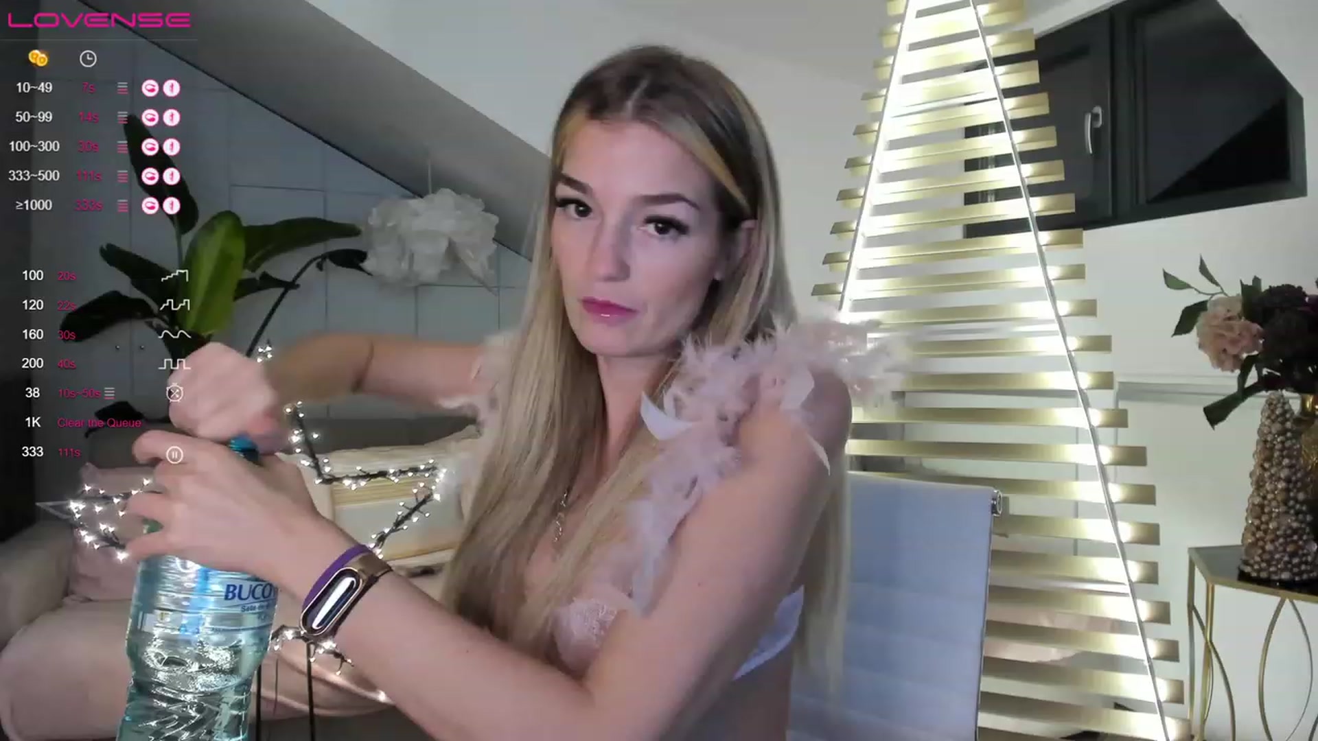 Gallery image thumbnail from Ingrid_honey's myfreecams stream on, 12/27/2022, 24:06 image 6 of 20