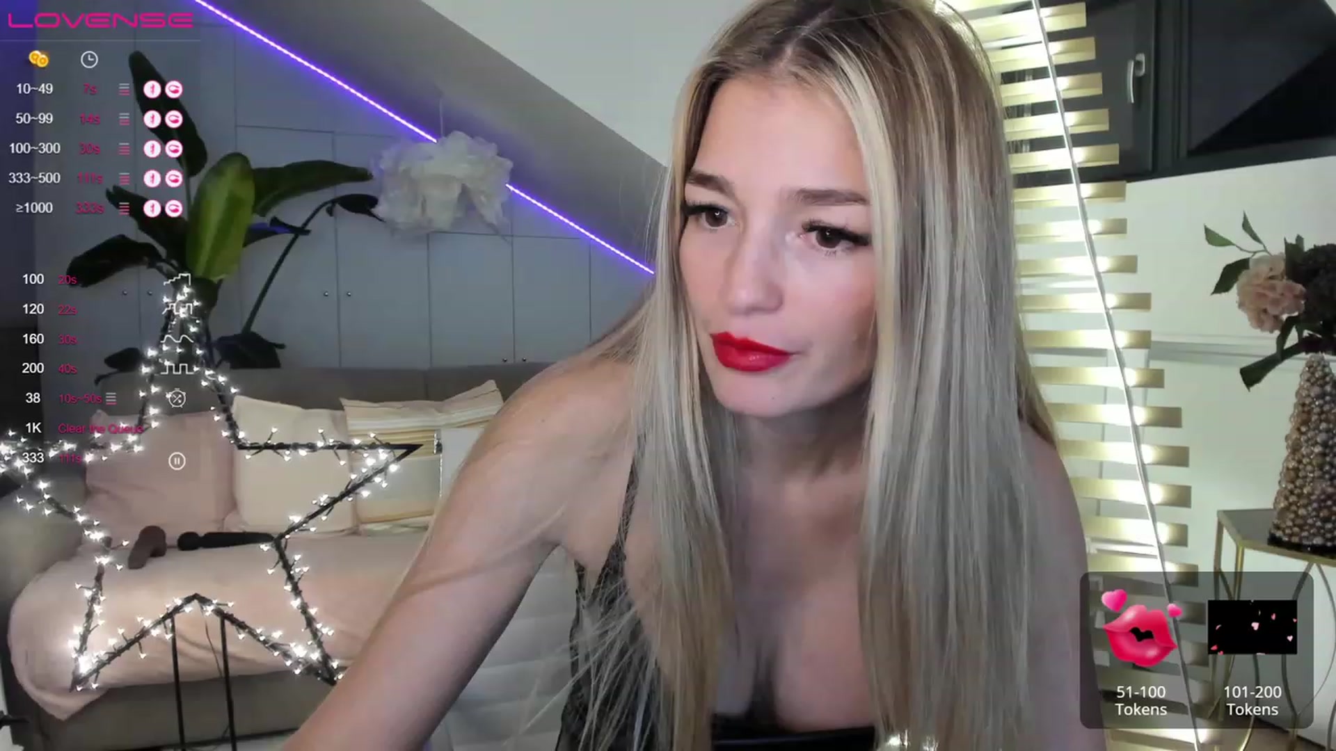 Gallery image thumbnail from Ingrid_honey's myfreecams stream on, 12/28/2022, 24:04 image 12 of 20
