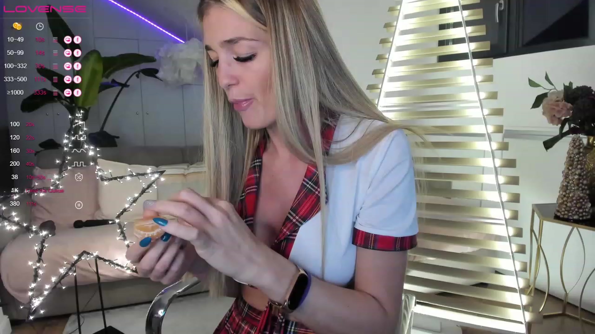 Gallery image thumbnail from Ingrid_honey's myfreecams stream on, 12/29/2022, 23:01 image 5 of 20