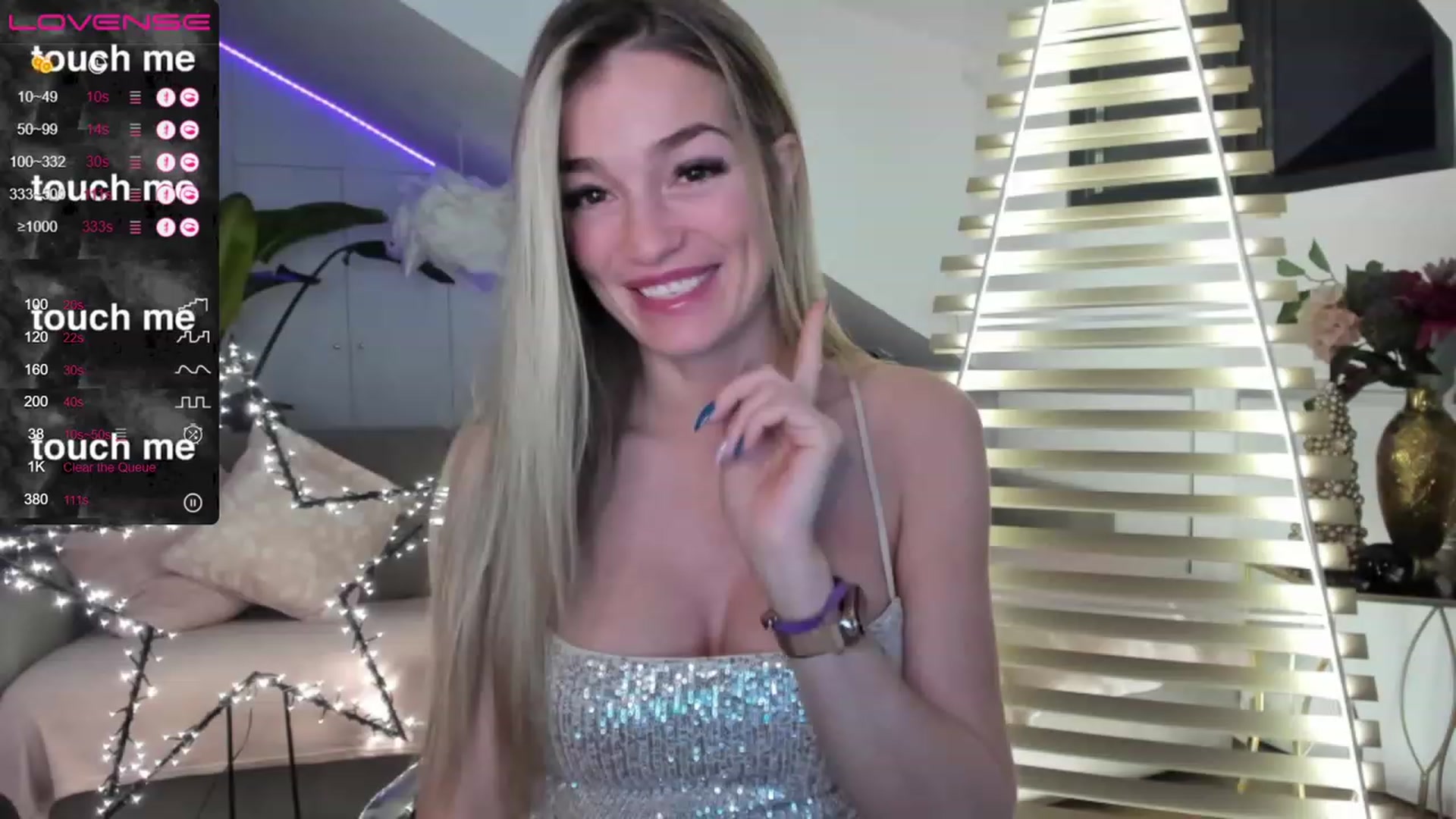 Gallery image thumbnail from Ingrid_honey's myfreecams stream on, 12/31/2022, 17:35 image 2 of 20