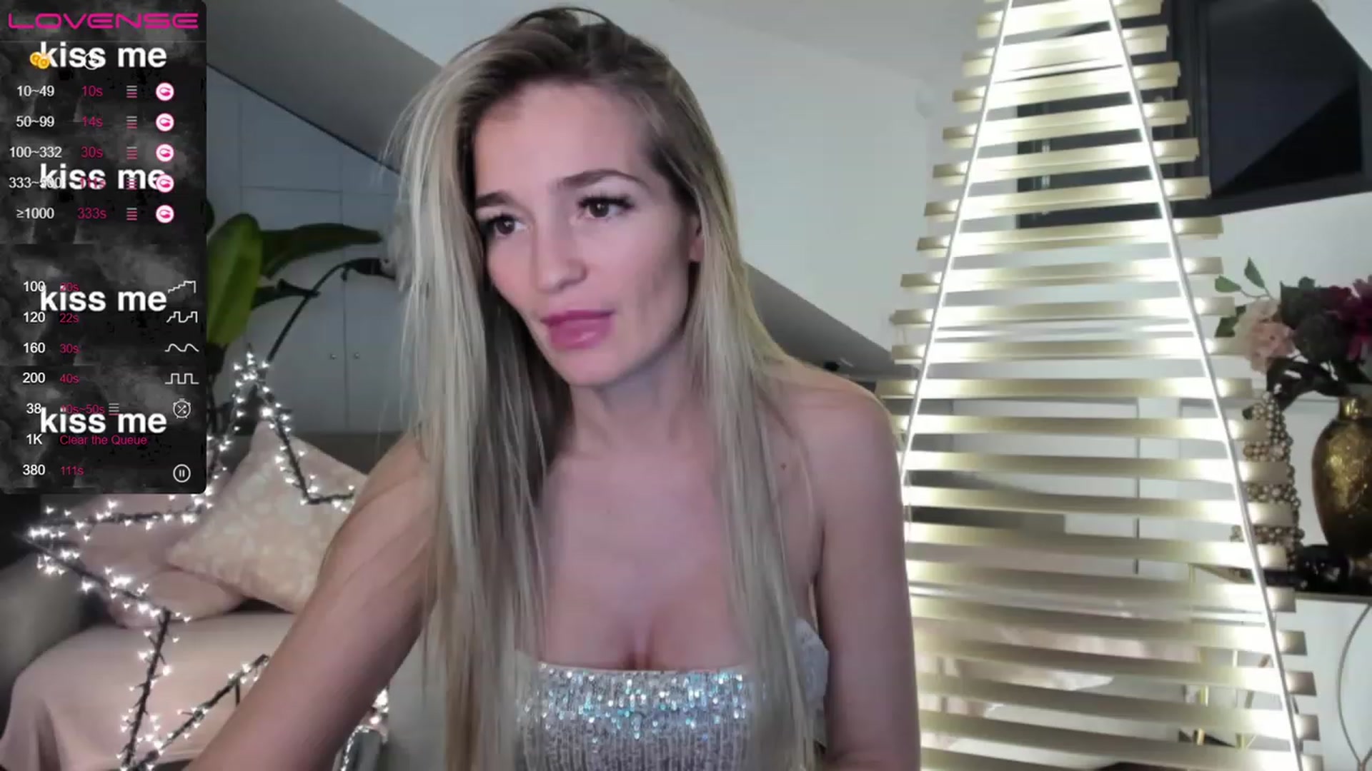Gallery image thumbnail from Ingrid_honey's myfreecams stream on, 01/02/2023, 24:00 image 7 of 20