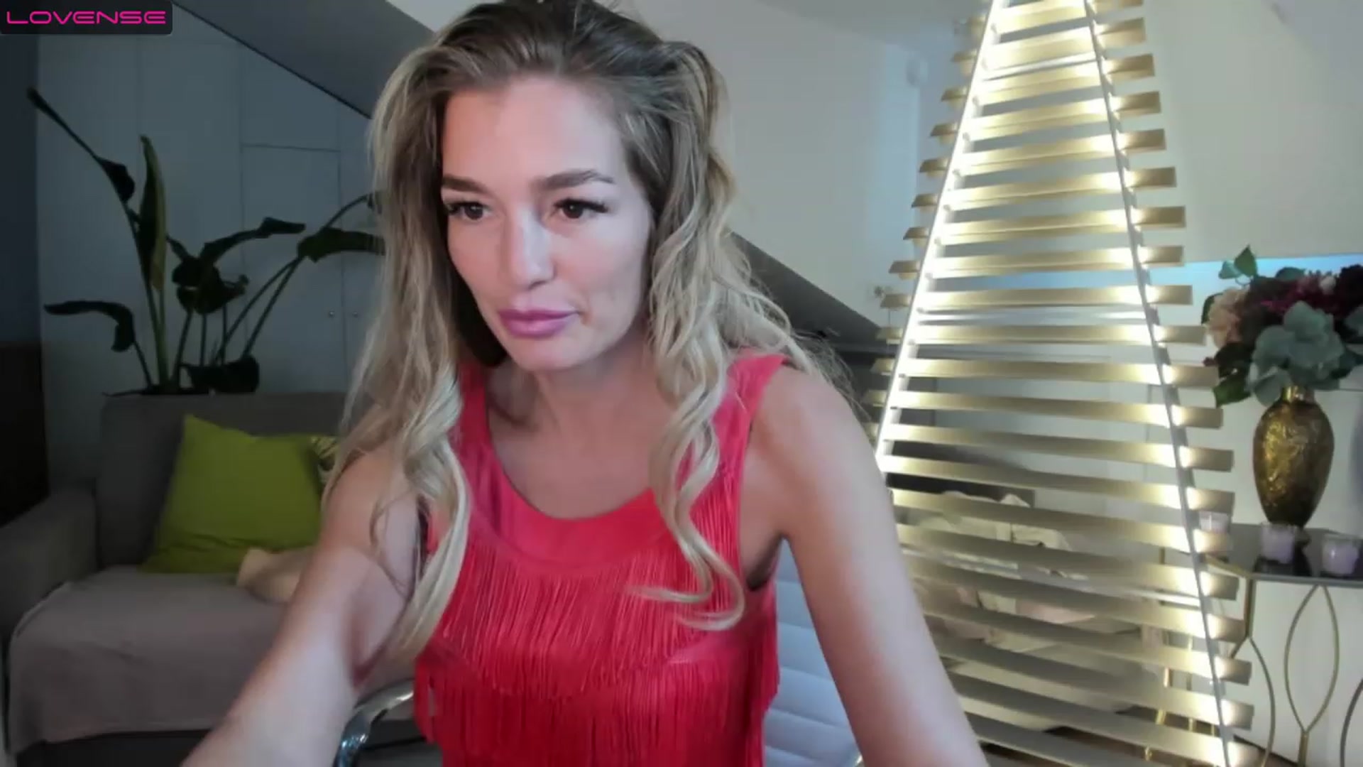 Gallery image thumbnail from Ingrid_honey's myfreecams stream on, 02/22/2023, 15:15 image 13 of 20