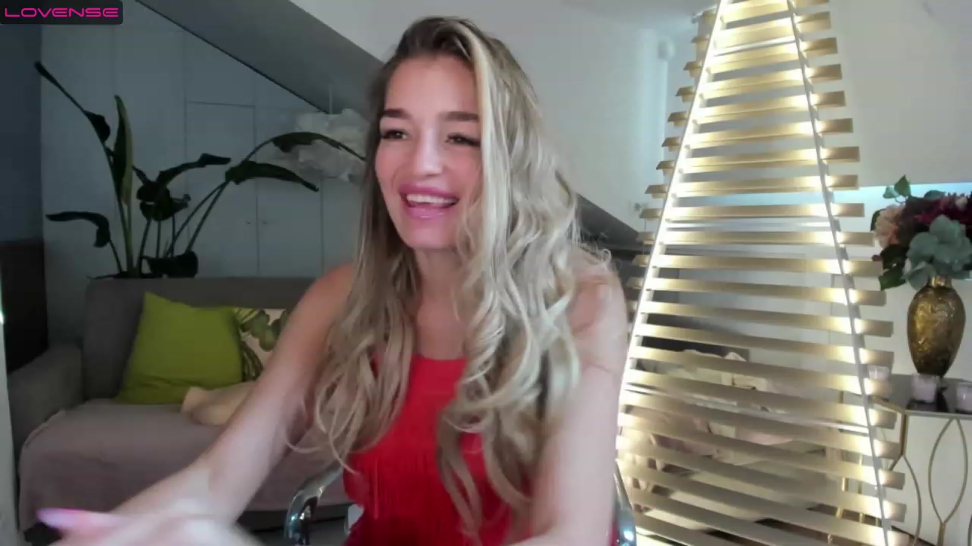 Gallery image thumbnail from Ingrid_honey's myfreecams stream on, 02/22/2023, 15:15 image 1 of 20