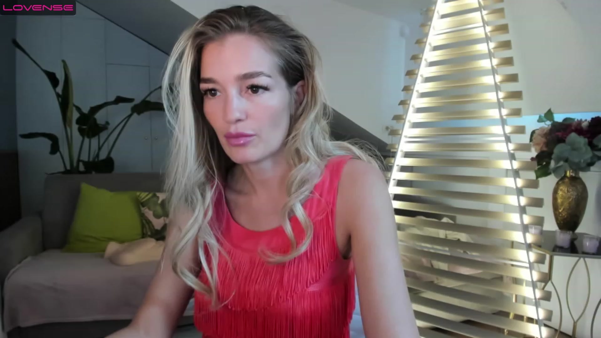 Gallery image thumbnail from Ingrid_honey's myfreecams stream on, 02/22/2023, 15:15 image 14 of 20