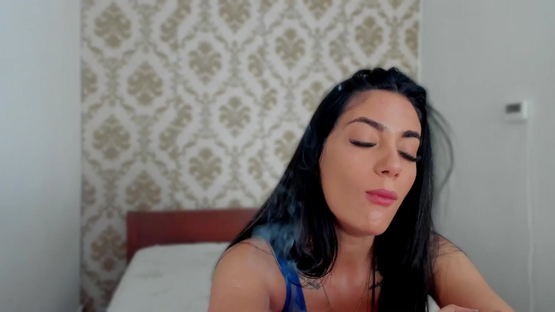 Gallery image thumbnail from Ingriddd_'s myfreecams stream on, 04/24/2025, 08:08 image 11 of 20