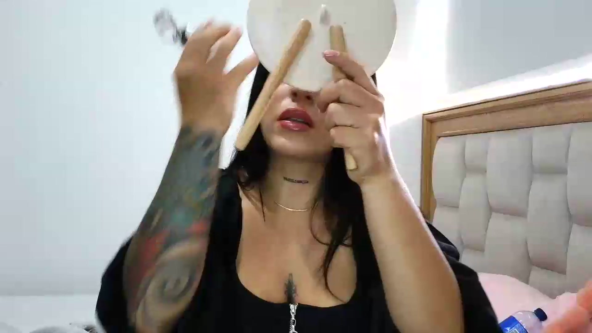 Gallery image thumbnail from InkGirl's myfreecams stream on, 08/15/2026, 16:29 image 15 of 20