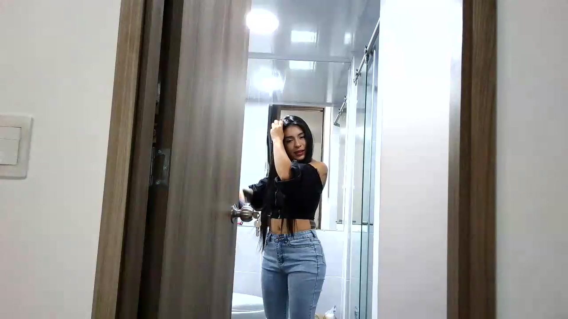 Gallery image thumbnail from InkGirl's myfreecams stream on, 08/15/2026, 16:29 image 12 of 20