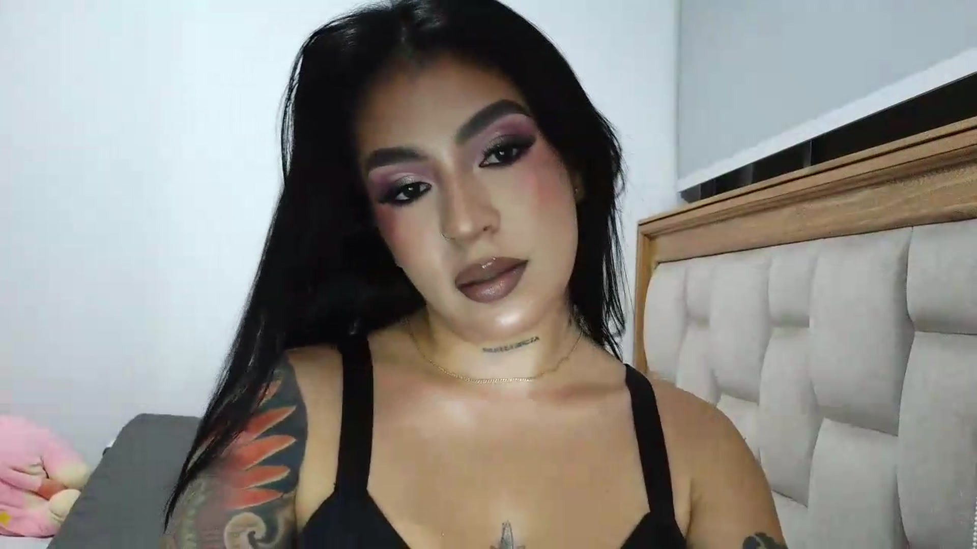 Gallery image thumbnail from InkGirl's myfreecams stream on, 08/21/2026, 24:16 image 2 of 20