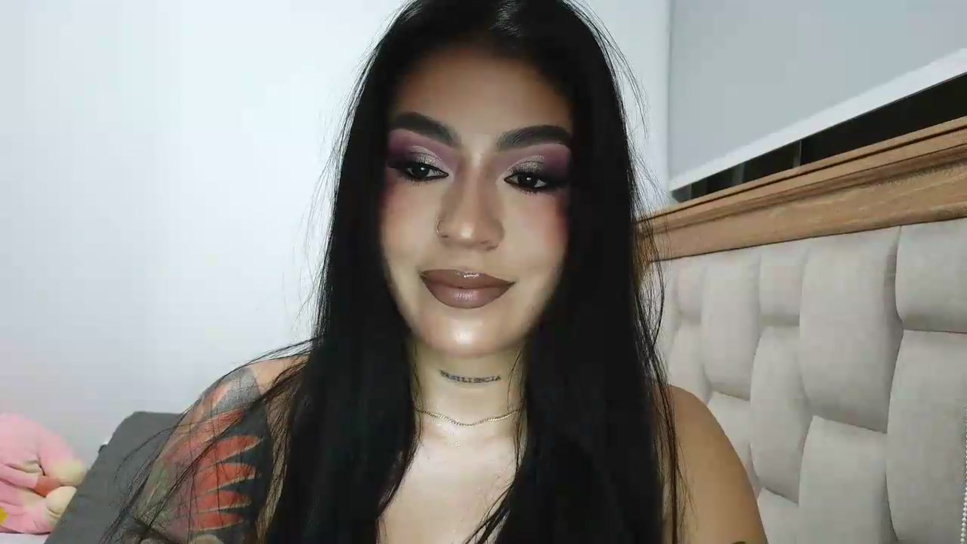 Gallery image thumbnail from InkGirl's myfreecams stream on, 08/21/2026, 24:16 image 8 of 20