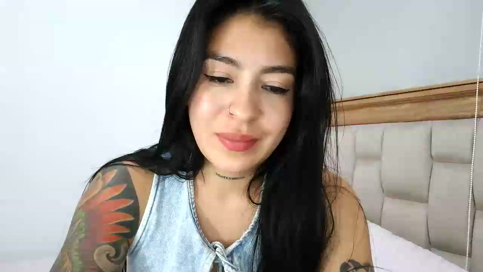Gallery image thumbnail from InkGirl's myfreecams stream on, 08/25/2026, 01:27 image 1 of 20
