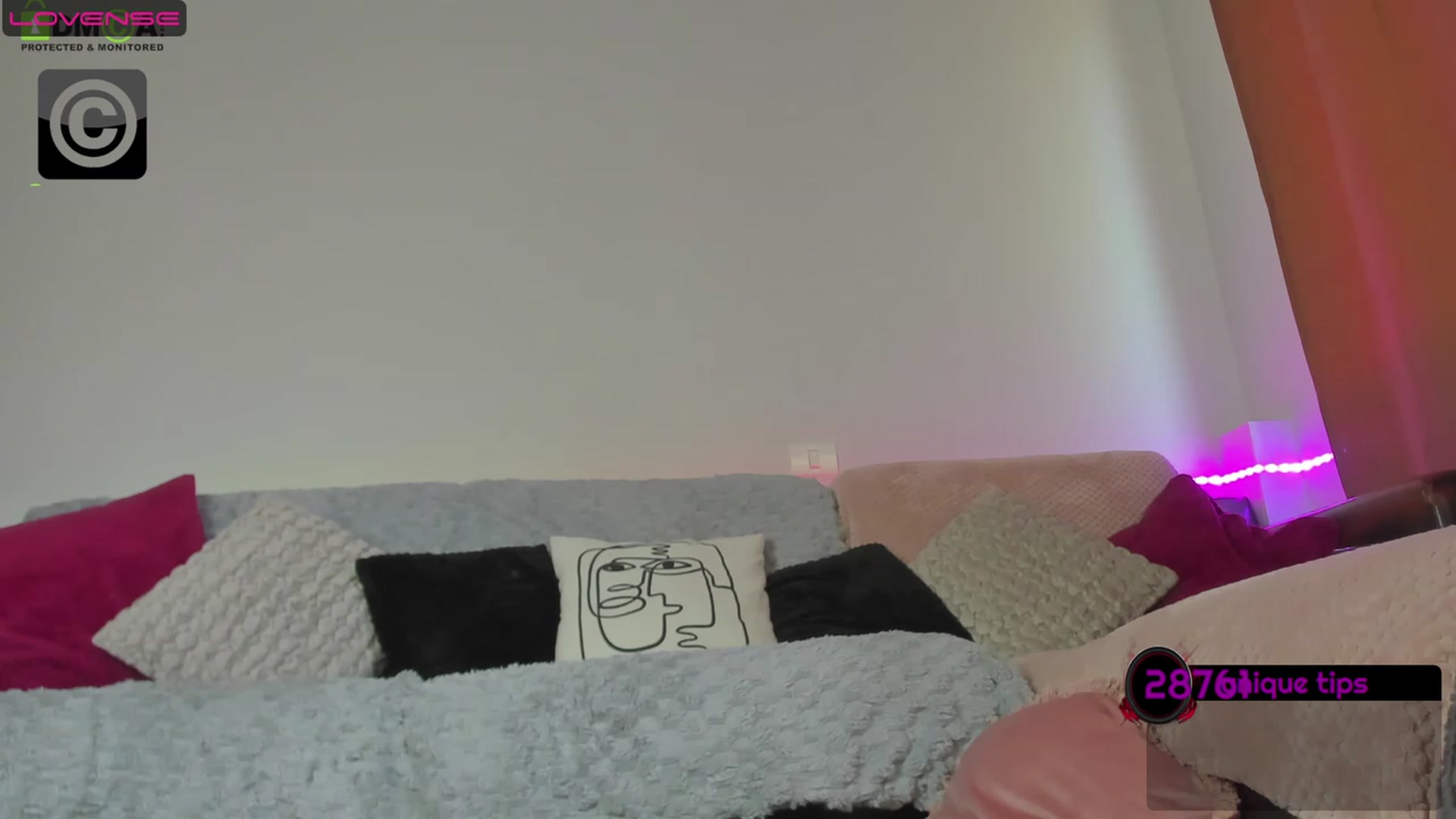 Gallery image thumbnail from InkedGoldie's myfreecams stream on, 06/05/2023, 12:07 image 17 of 20