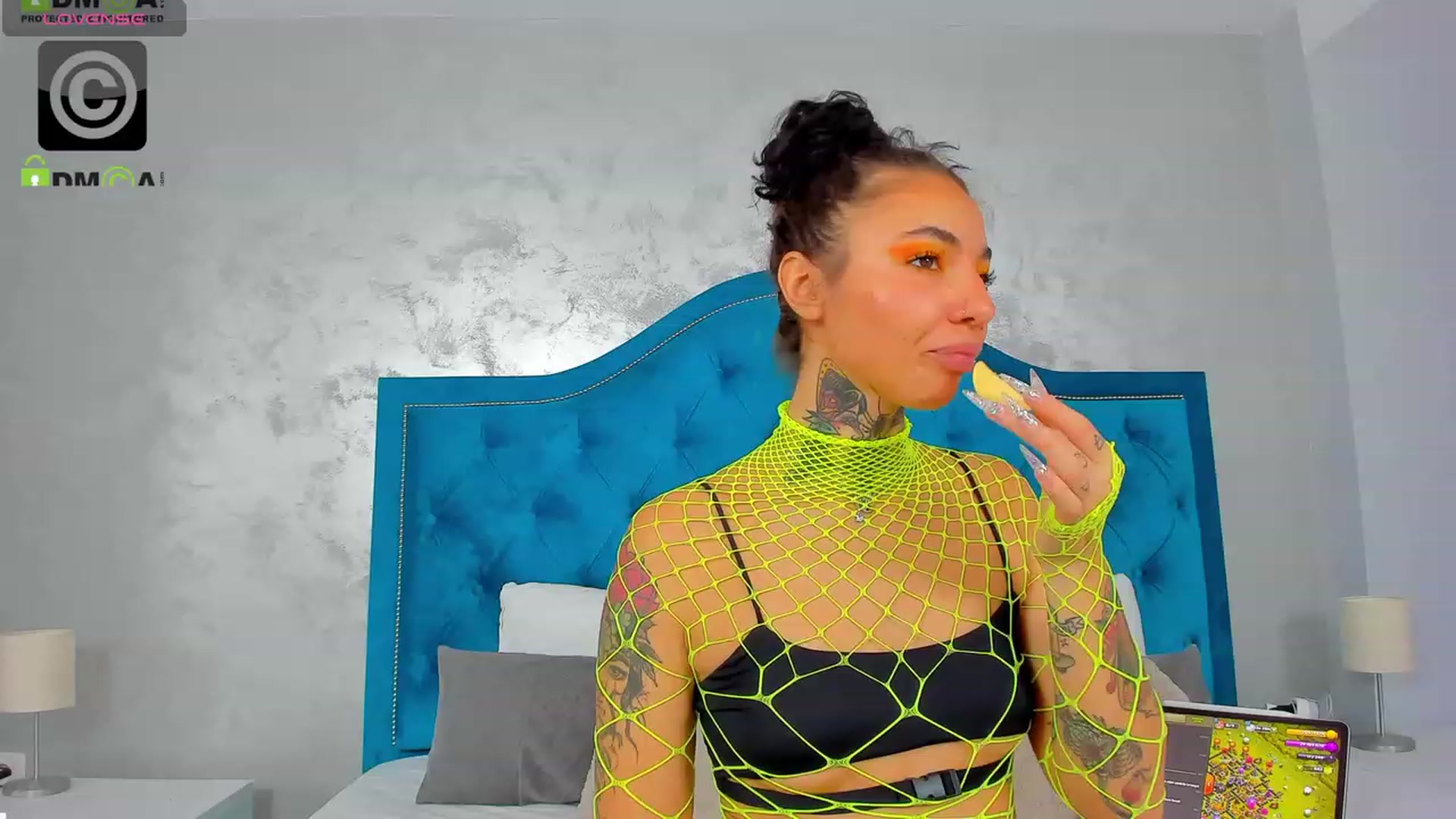 Gallery image thumbnail from InkedGoldie's myfreecams stream on, 02/01/2024, 13:21 image 7 of 20