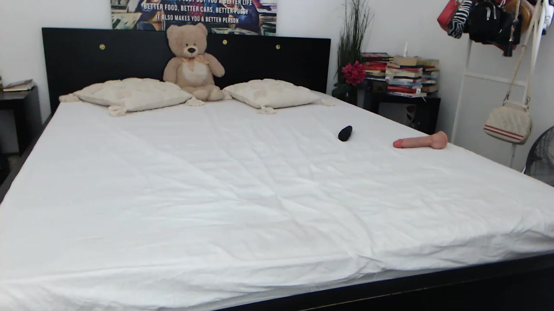 Gallery image thumbnail from InnaSense's myfreecams stream on, 11/21/2022, 10:12 image 20 of 20