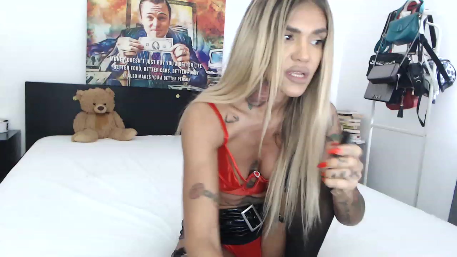 Gallery image thumbnail from InnaSense's myfreecams stream on, 04/01/2023, 10:42 image 12 of 20