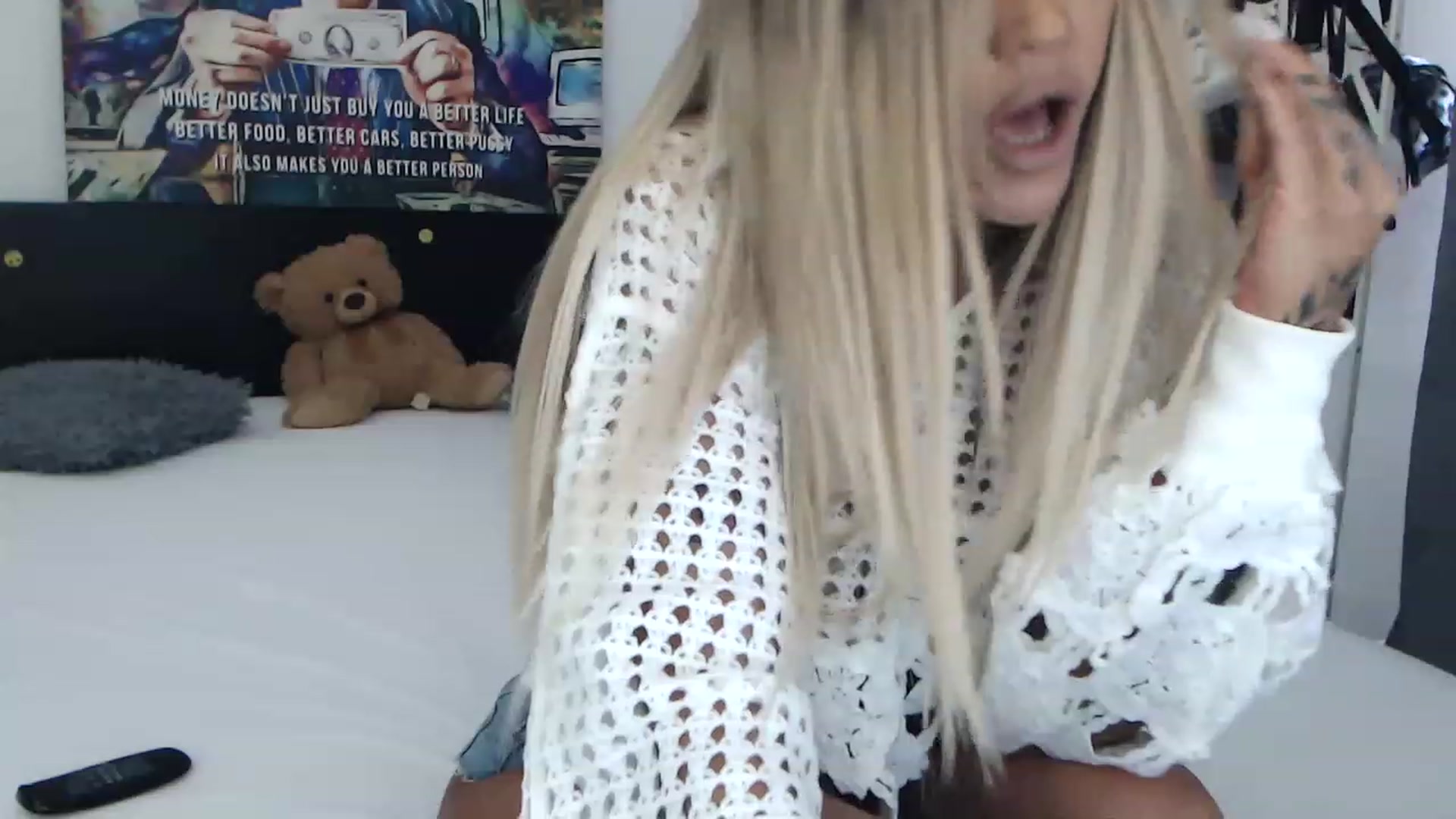 Gallery image thumbnail from InnaSense's myfreecams stream on, 05/11/2023, 11:18 image 17 of 20