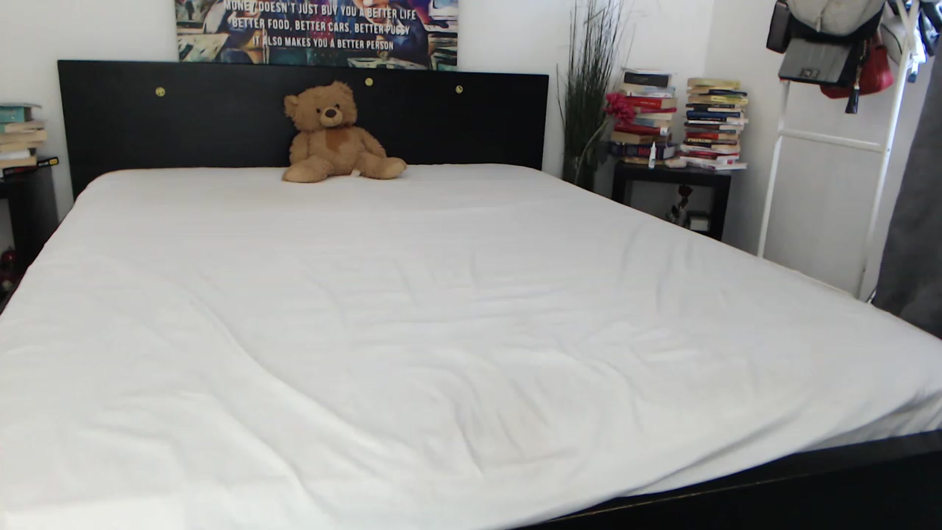 Gallery image thumbnail from InnaSense's myfreecams stream on, 06/08/2023, 11:23 image 5 of 20