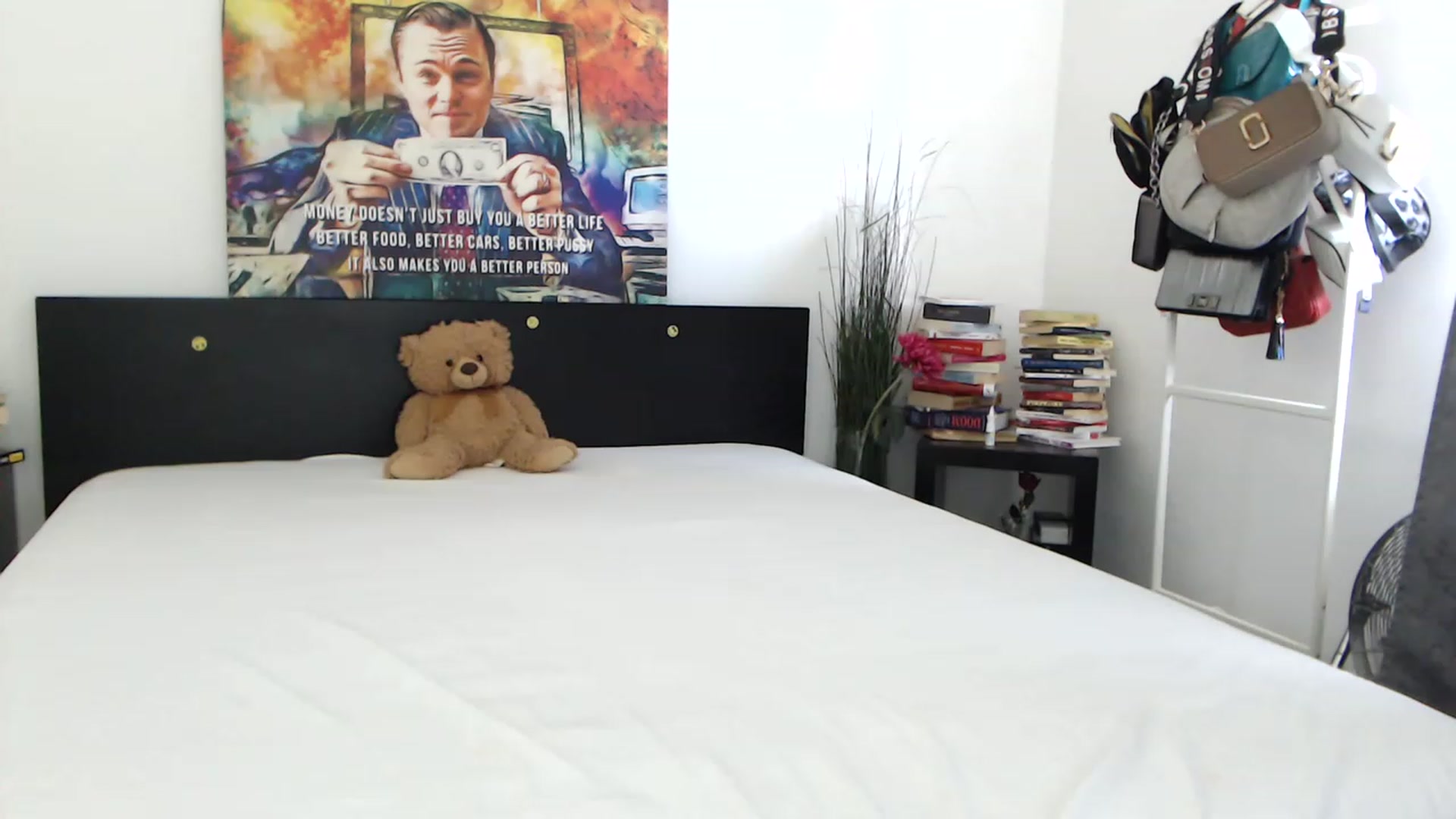 Gallery image thumbnail from InnaSense's myfreecams stream on, 06/12/2023, 11:34 image 4 of 20